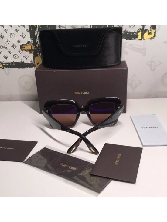 New Authentic Tom Ford Esme TF1157 52J Havana/Brown Sunglasses main image 10